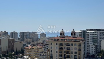 Квартира 2+1 с видом на море в Махмутларе в комплексе от известного застройщика - Ракурс 8