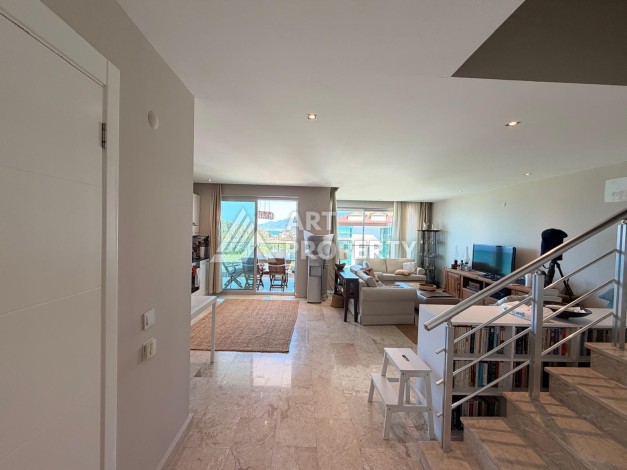 Дуплекс 2+1 с видом на море в Кестеле, 160 м². - Ракурс 4