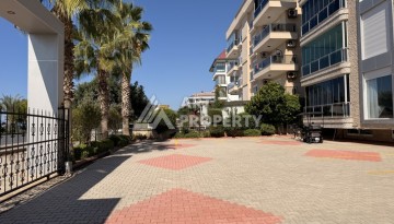 Квартира 2+1 с видом на море в районе Кестель, 110 м² - Ракурс 46