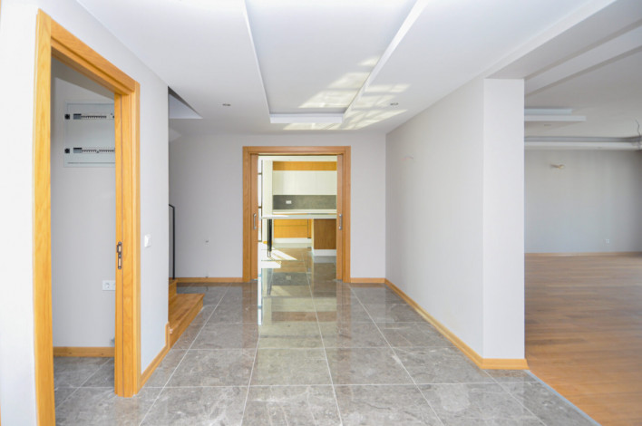 Пятикомнатный пентхаус с красивым видом на море в Кестель, 180 м2 - Ракурс 17