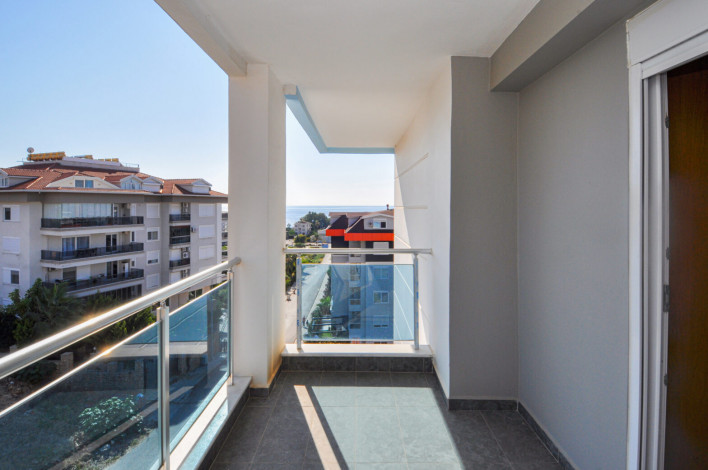 Пятикомнатный пентхаус с красивым видом на море в Кестель, 180 м2 - Ракурс 19