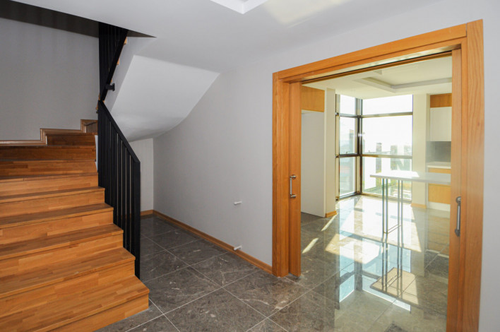 Пятикомнатный пентхаус с красивым видом на море в Кестель, 180 м2 - Ракурс 26