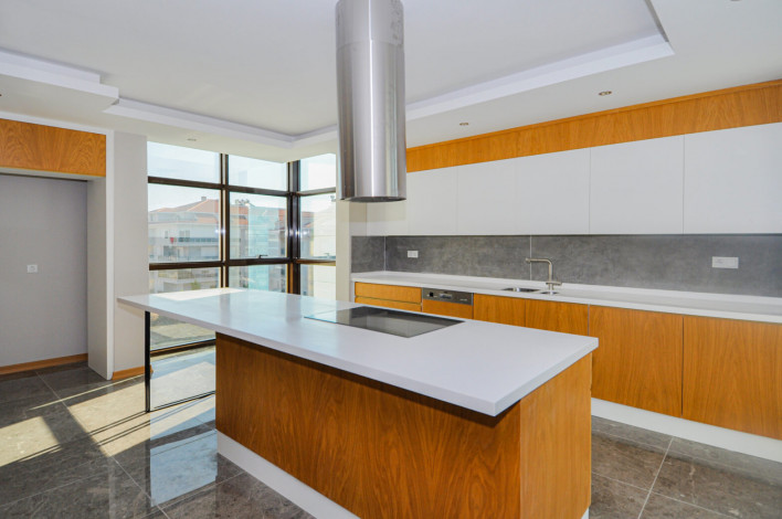 Пятикомнатный пентхаус с красивым видом на море в Кестель, 180 м2 - Ракурс 31