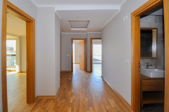 Пятикомнатный пентхаус с красивым видом на море в Кестель, 180 м2 - Ракурс 34