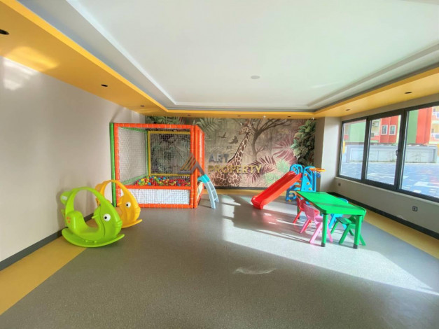 Трехкомнатная квартира на первой линии с панорамным видом на море в Махмутларе, 90м2 - Ракурс 15