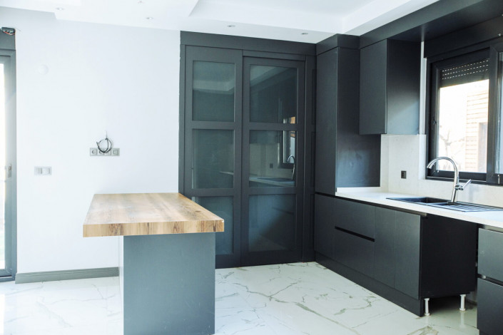 Современная вилла 4+2 класса люкс в историческом центре Аланьи, 300 м2 - Ракурс 6