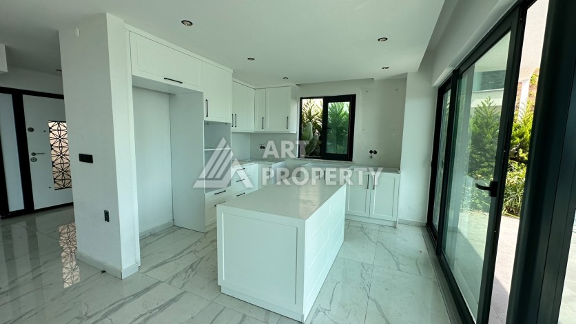Просторная вилла 4+1 с видом на море в Каргыджаке, 320 м² - Ракурс 5