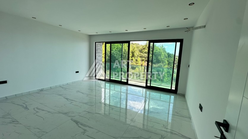 Просторная вилла 4+1 с видом на море в Каргыджаке, 320 м² - Ракурс 25