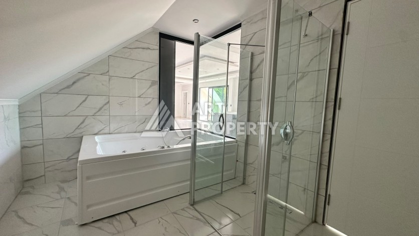 Просторная вилла 4+1 с видом на море в Каргыджаке, 320 м² - Ракурс 40