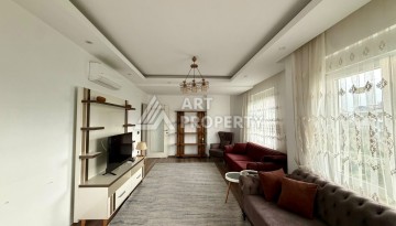 Квартира 2+1 с отдельной кухней в районе Оба, 120 м2 - Ракурс 2