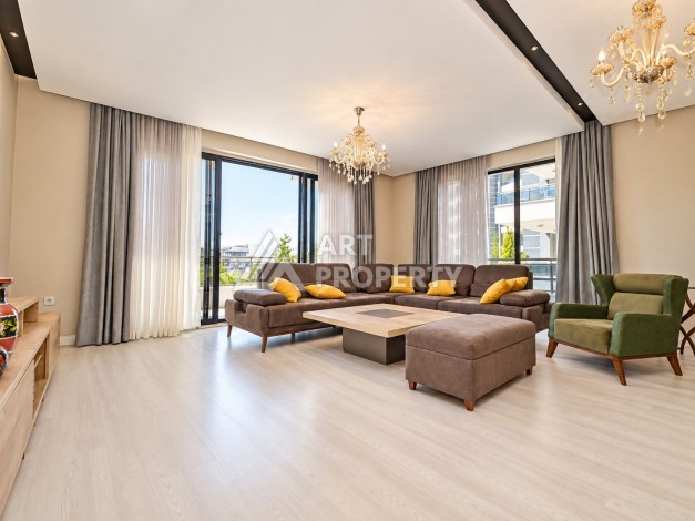 Квартира 3+1 - 175 м² в престижной резиденции. Чиплаклы, Алания - Ракурс 1