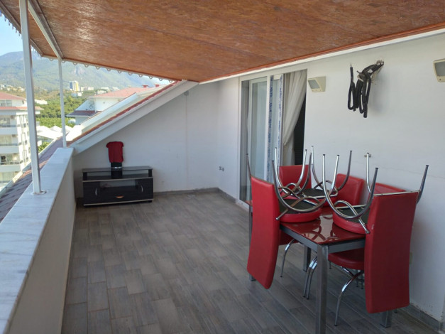 Пентхаус 2+1 в хорошем комплексе в 250 метрах от моря в Кестель, 125 м2 - Ракурс 22