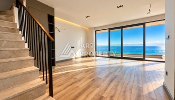 Дуплекс 1+1 на первой береговой линии в Кестеле, 108 м² - Ракурс 1
