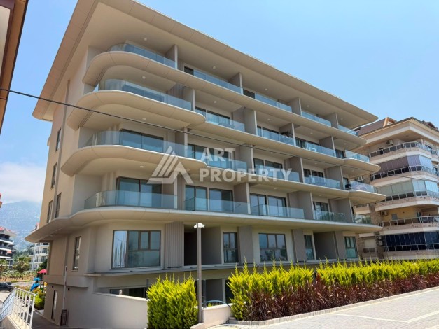 Дуплекс 1+1 на первой береговой линии в Кестеле, 108 м² - Ракурс 2
