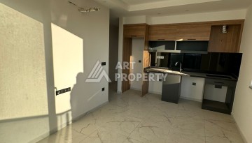 Светлая квартира 2+1 с видом на море и горы в Махмутларе - Ракурс 3