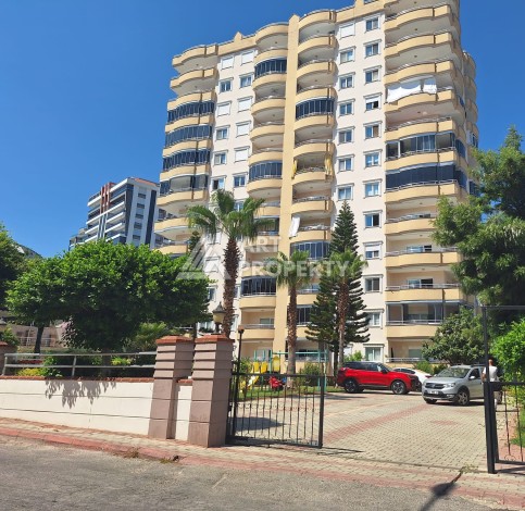 Квартира 2+1 с отдельной кухней в районе Махмутлар, 120 м2 - Ракурс 0