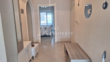 Квартира 2+1 с отдельной кухней в районе Махмутлар, 120 м2 - Ракурс 4