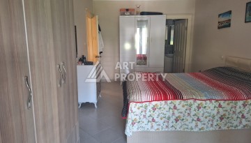 Квартира 2+1 с отдельной кухней в районе Махмутлар, 120 м2 - Ракурс 9