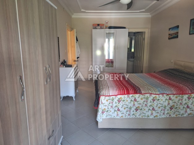 Квартира 2+1 с отдельной кухней в районе Махмутлар, 120 м2 - Ракурс 8