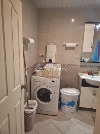 Квартира 2+1 с отдельной кухней в районе Махмутлар, 120 м2 - Ракурс 10