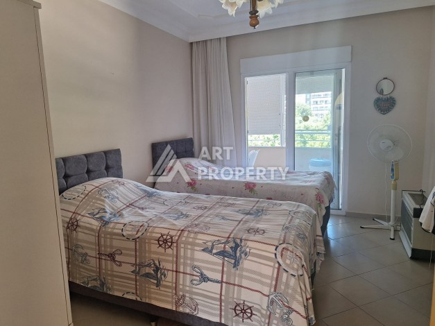 Квартира 2+1 с отдельной кухней в районе Махмутлар, 120 м2 - Ракурс 15