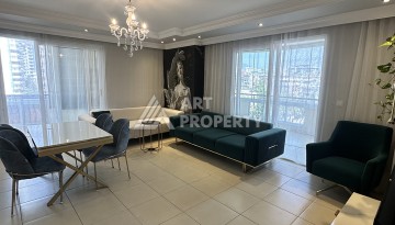 Квартира под ВНЖ 2+1 в Махмутларе в 150 метрах от моря - Ракурс 1