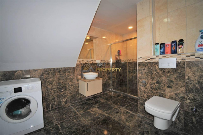 Меблированный дуплекс 2+1 в 250 метрах от моря в районе Кестель, 120 м2 - Ракурс 16