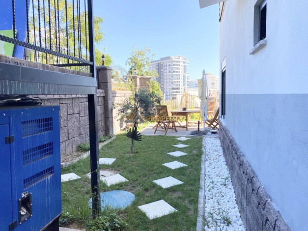 Меблированная двухкомнатная квартира в комплексе с инфраструктурой в Махмутларе, 48 м2 - Ракурс 18