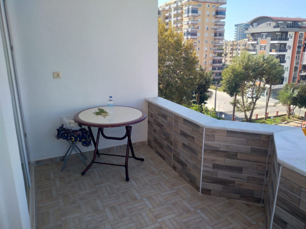 Меблированная двухкомнатная квартира в 150 метрах от моря в районе Махмутлар, 60 м2 - Ракурс 6