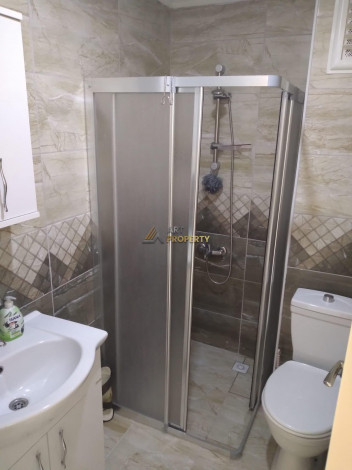 Меблированная двухкомнатная квартира в 150 метрах от моря в районе Махмутлар, 60 м2 - Ракурс 18