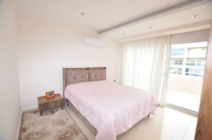 Четырехкомнатные апартаменты в элитном комплексе в районе Кестель,  150 м2 - Ракурс 10