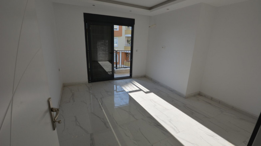 Трехкомнатная квартира на берегу Средиземного моря в районе Махмутлар, 160 м2 - Ракурс 7