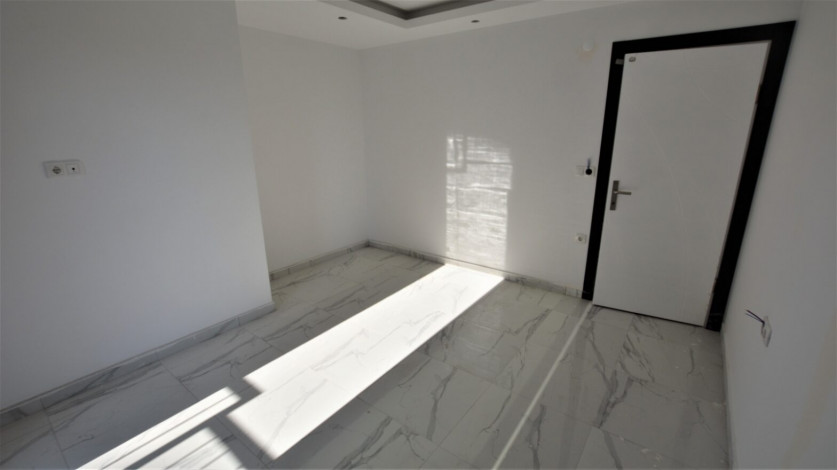 Трехкомнатная квартира на берегу Средиземного моря в районе Махмутлар, 160 м2 - Ракурс 10