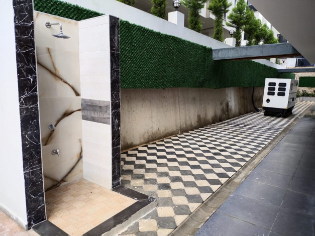 Полностью меблированный современный пентхаус 2+1 в новом комплексе в районе Махмутлар, 95 м2 - Ракурс 3