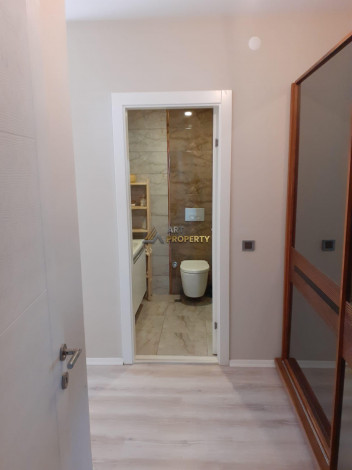 Квартира 3+1 с отдельной кухней с новой мебелью и техникой, 170 м2 - Ракурс 11