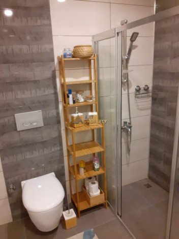 Квартира 3+1 с отдельной кухней с новой мебелью и техникой, 170 м2 - Ракурс 30