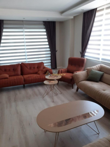 Квартира 3+1 с отдельной кухней с новой мебелью и техникой, 170 м2 - Ракурс 31