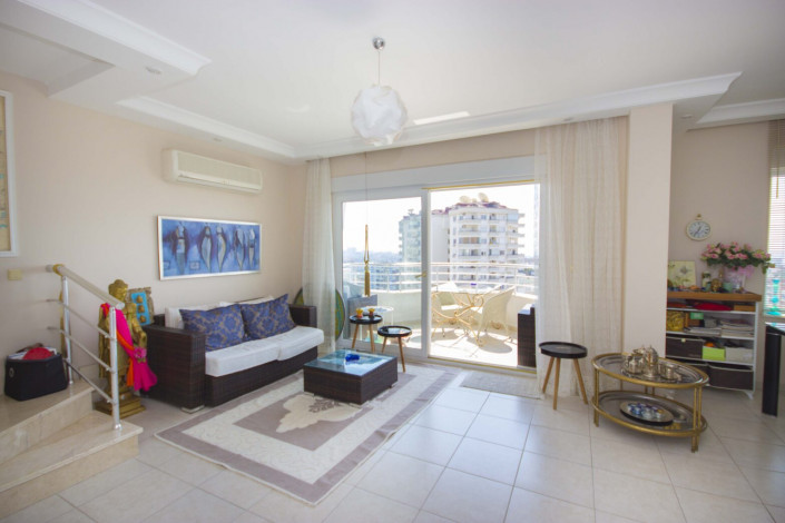 Двухуровневая квартира 2+1 с мебелью и видом на море в районе Джикчилли, 120 м2 - Ракурс 7