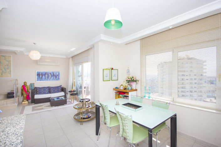 Двухуровневая квартира 2+1 с мебелью и видом на море в районе Джикчилли, 120 м2 - Ракурс 11