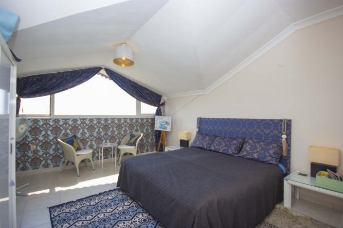 Двухуровневая квартира 2+1 с мебелью и видом на море в районе Джикчилли, 120 м2 - Ракурс 22