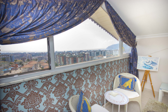 Двухуровневая квартира 2+1 с мебелью и видом на море в районе Джикчилли, 120 м2 - Ракурс 23