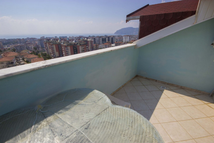 Двухуровневая квартира 2+1 с мебелью и видом на море в районе Джикчилли, 120 м2 - Ракурс 26