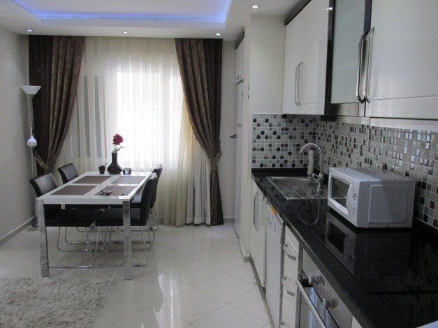 Трехкомнатная меблированная квартира в районе пляжа Клеопатра в центре Аланьи, 100 м2 - Ракурс 18