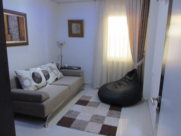 Трехкомнатная меблированная квартира в районе пляжа Клеопатра в центре Аланьи, 100 м2 - Ракурс 22