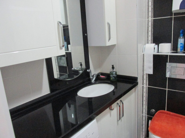 Трехкомнатная меблированная квартира в районе пляжа Клеопатра в центре Аланьи, 100 м2 - Ракурс 25