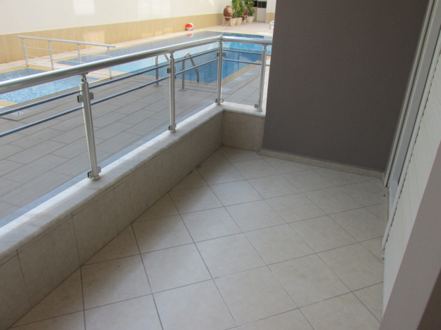 Трехкомнатная меблированная квартира в районе пляжа Клеопатра в центре Аланьи, 100 м2 - Ракурс 27