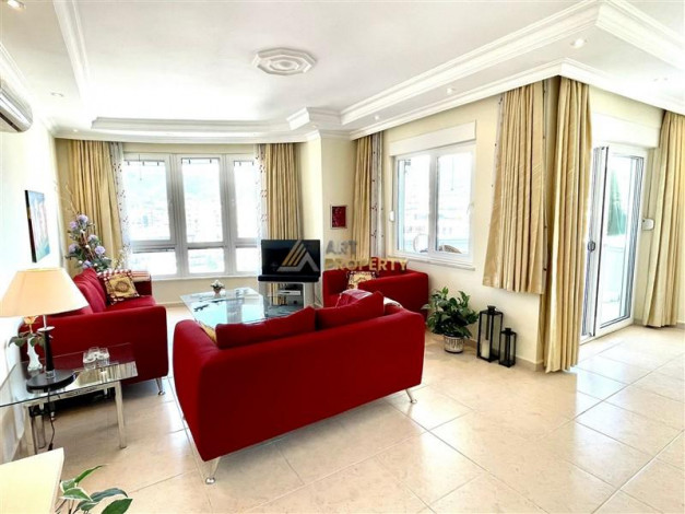 Меблированный дуплекс 3+1 с видом на горы и море в районе Тосмур, 130 м2 - Ракурс 6