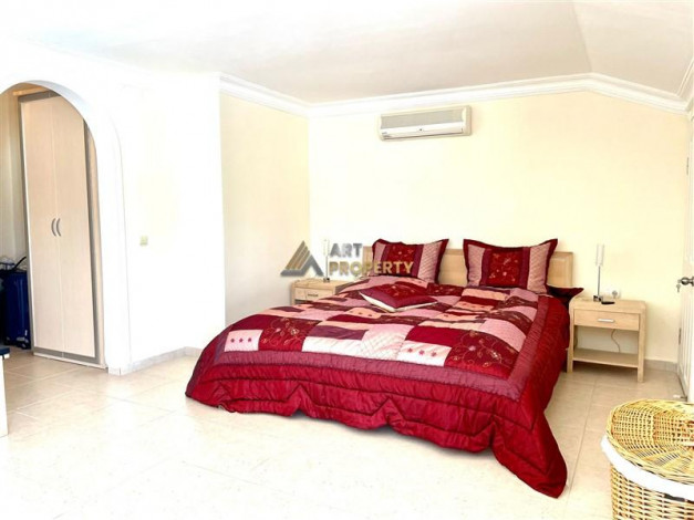 Меблированный дуплекс 3+1 с видом на горы и море в районе Тосмур, 130 м2 - Ракурс 8