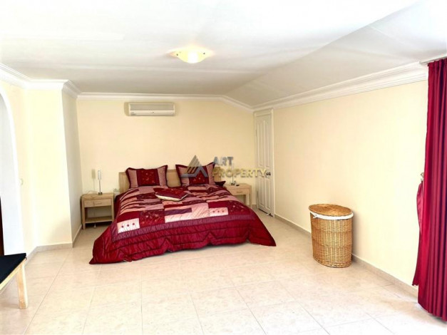 Меблированный дуплекс 3+1 с видом на горы и море в районе Тосмур, 130 м2 - Ракурс 9