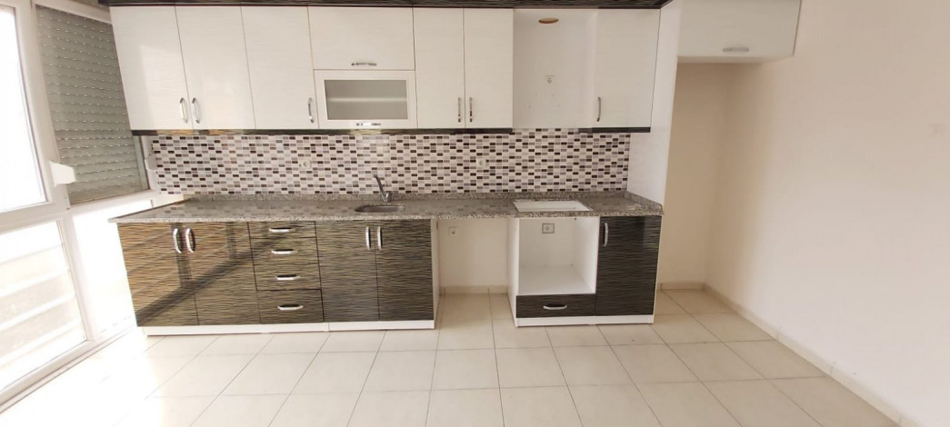 Аккуратная просторная квартира 3+1 рядом с пляжем Клеопатра, 150 м2 - Ракурс 21
